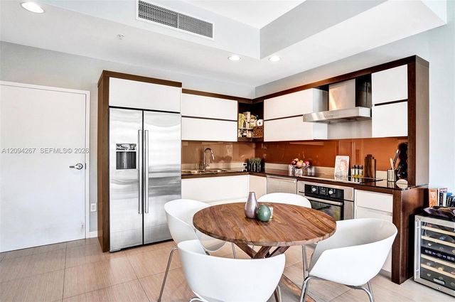 2100 Park Avenue 310, Miami Beach, FL 33139