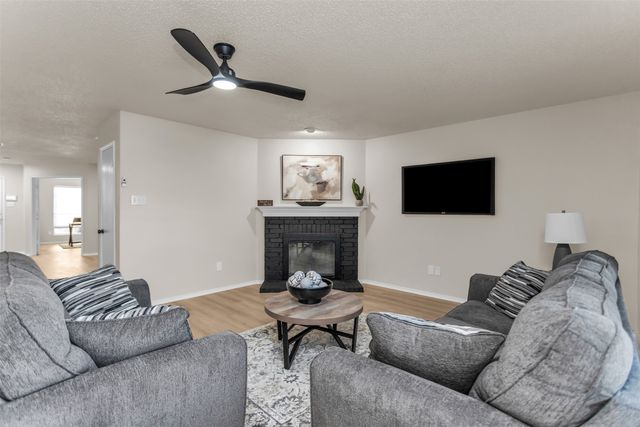 306 Cherrywood Trail, Forney, TX 75126