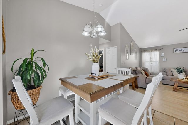 1219 Gem Court SW, Albuquerque, NM 87121