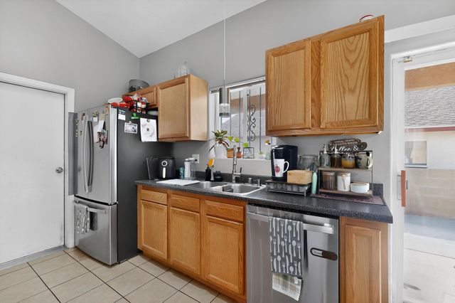 1219 Gem Court SW, Albuquerque, NM 87121