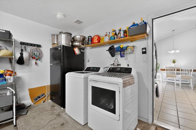 1219 Gem Court SW, Albuquerque, NM 87121