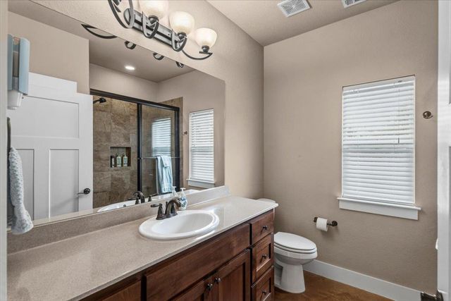 138 Wood Hollow CT, Bastrop, TX 78602