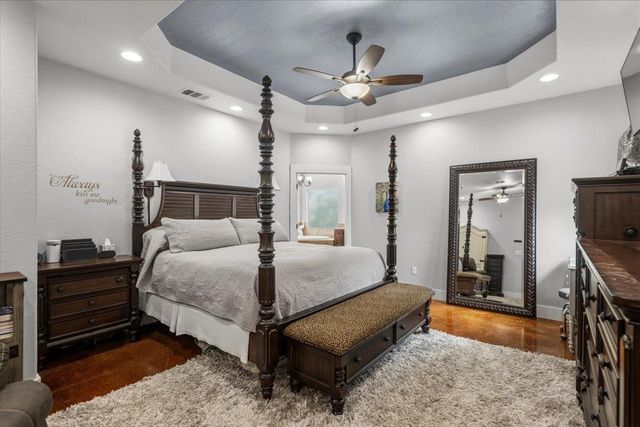 138 Wood Hollow CT, Bastrop, TX 78602