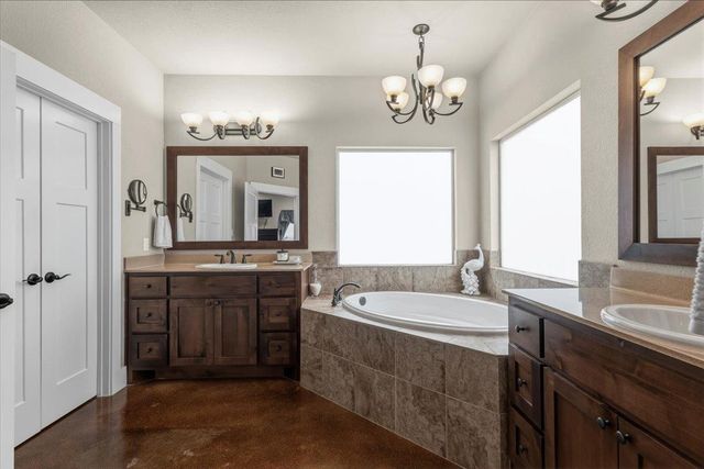 138 Wood Hollow CT, Bastrop, TX 78602