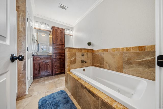 108 Eagleview Point, Hot Springs, AR 71913