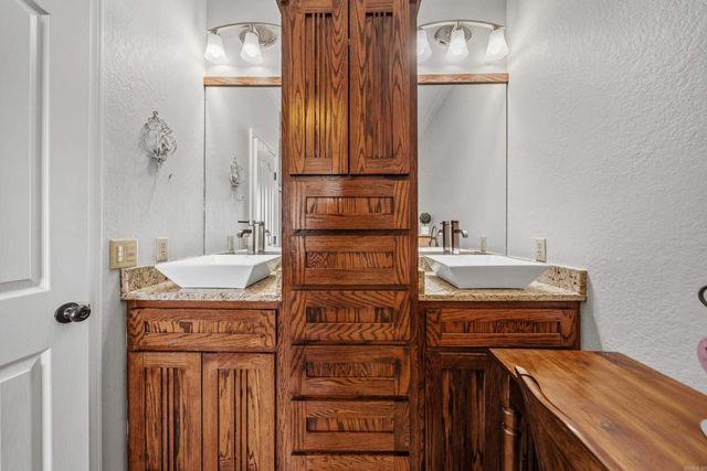 108 Eagleview Point, Hot Springs, AR 71913