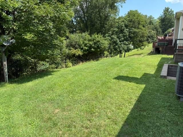16 Mohawk Trail, Huntington, WV 25705