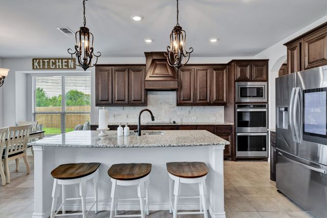 510 Zinnia Loop, Midlothian, TX 76065