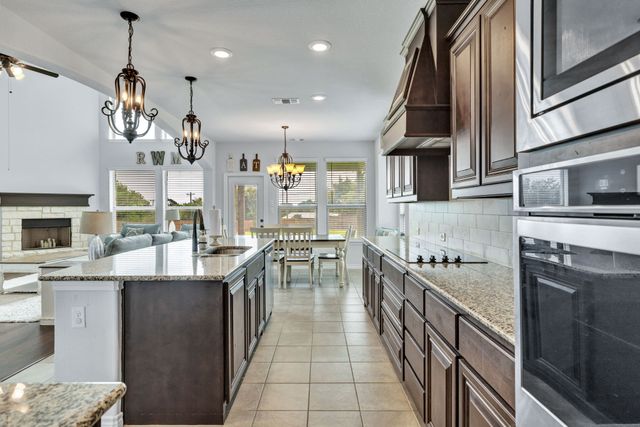 510 Zinnia Loop, Midlothian, TX 76065