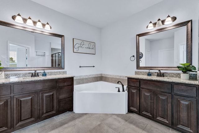 510 Zinnia Loop, Midlothian, TX 76065