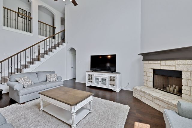510 Zinnia Loop, Midlothian, TX 76065