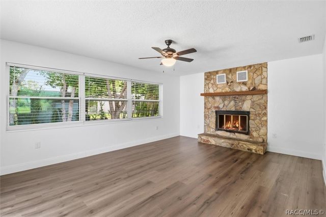 1163 SE 2nd Street, Crystal River, FL 34429