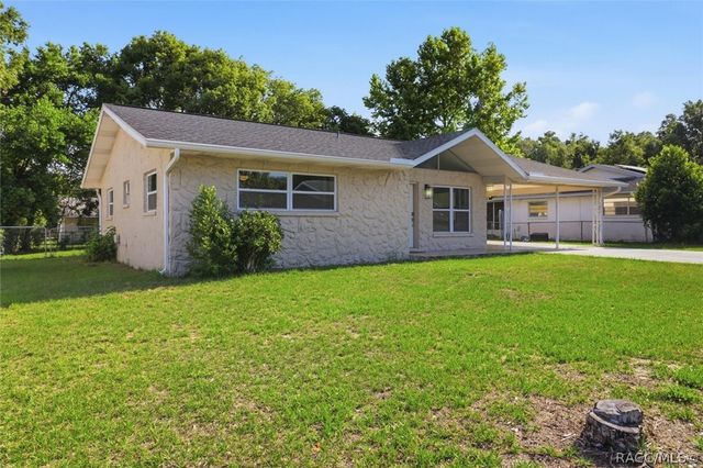 1163 SE 2nd Street, Crystal River, FL 34429