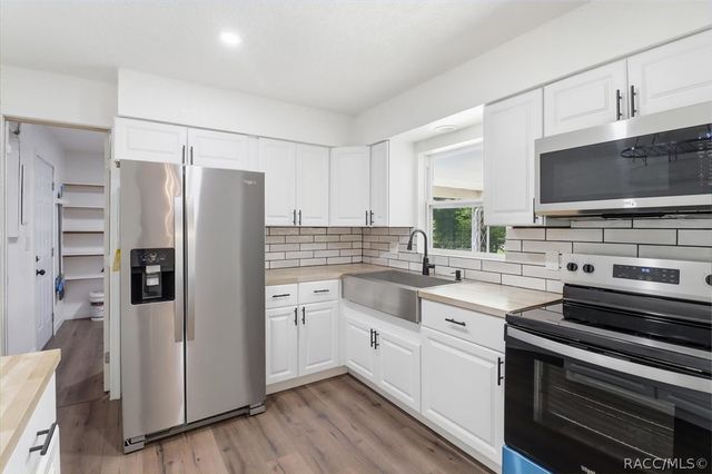 1163 SE 2nd Street, Crystal River, FL 34429