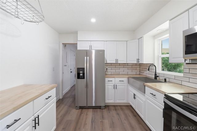 1163 SE 2nd Street, Crystal River, FL 34429