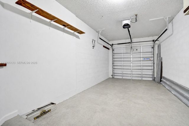 2062 E Discovery Cir E, Deerfield Beach, FL 33442