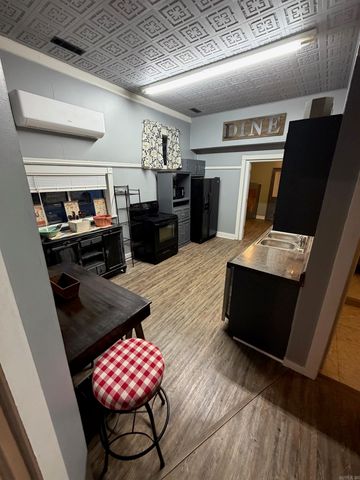 619 W Park Street, Paragould, AR 72450