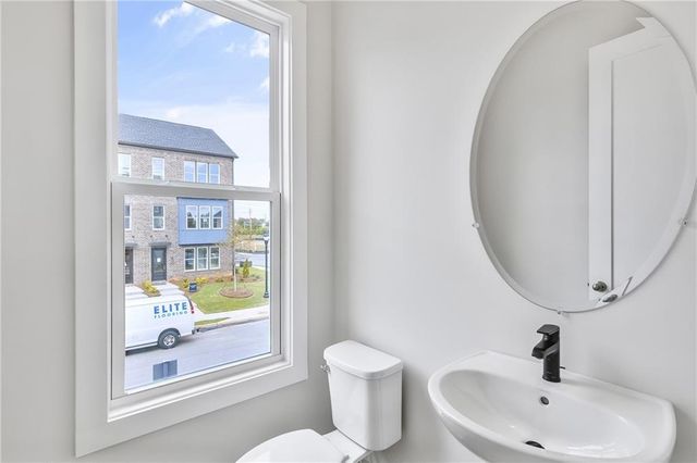 2308 Mockernut Trail 142, Smyrna, GA 30080