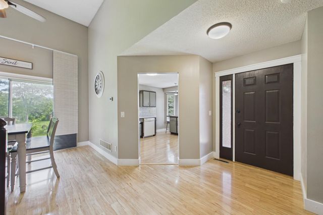 2208 Grimm Road, Chaska, MN 55318