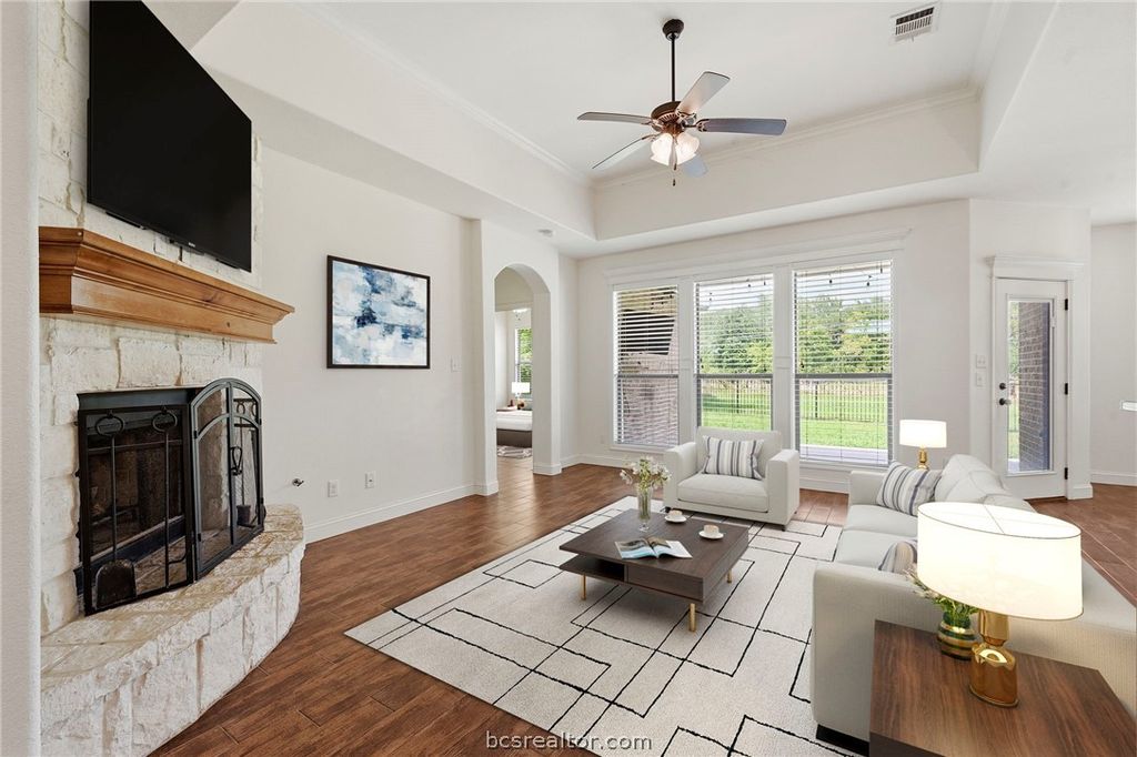 2628 Forest Oaks Drive, College Station, TX 77845 — photo 2