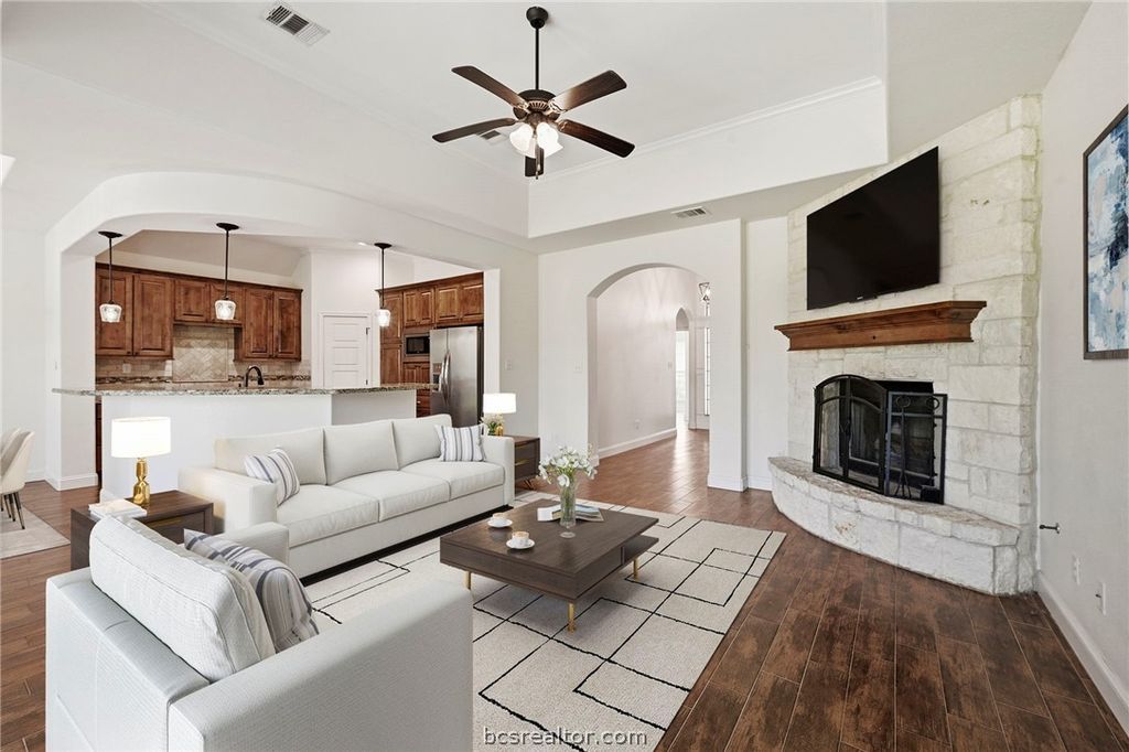 2628 Forest Oaks Drive, College Station, TX 77845 — photo 3
