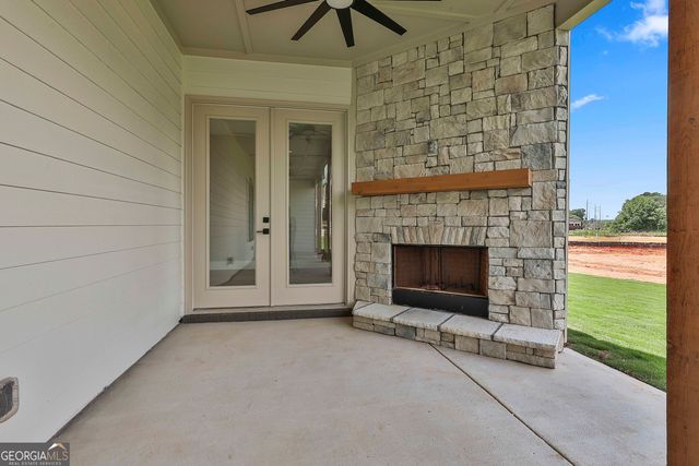 313 Ruffian Circle 74, Peachtree City, GA 30269