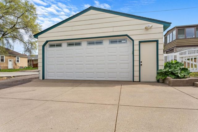 4549 18th Avenue S, Minneapolis, MN 55407