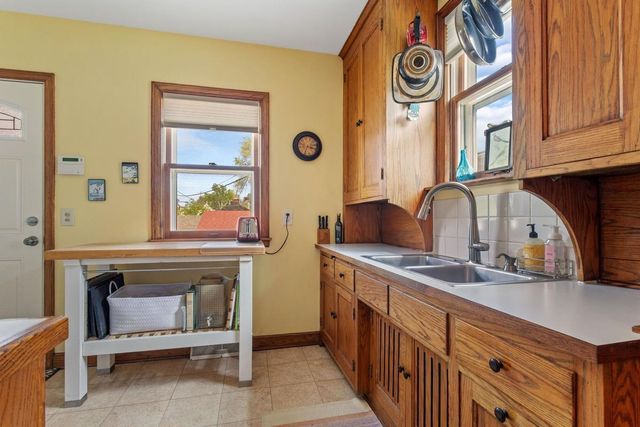 4549 18th Avenue S, Minneapolis, MN 55407