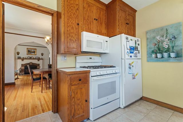 4549 18th Avenue S, Minneapolis, MN 55407