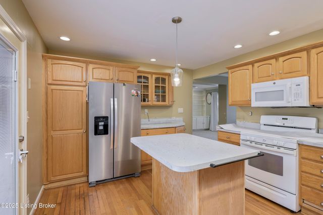 2804 Gleeson Ln, Louisville, KY 40299