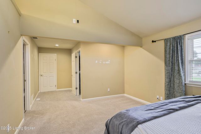 2804 Gleeson Ln, Louisville, KY 40299