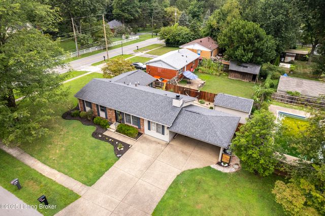 2804 Gleeson Ln, Louisville, KY 40299