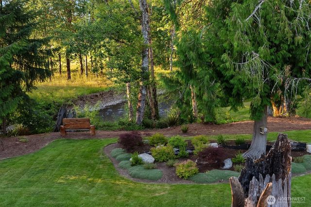 139 Walhaupt Road, Onalaska, WA 98570