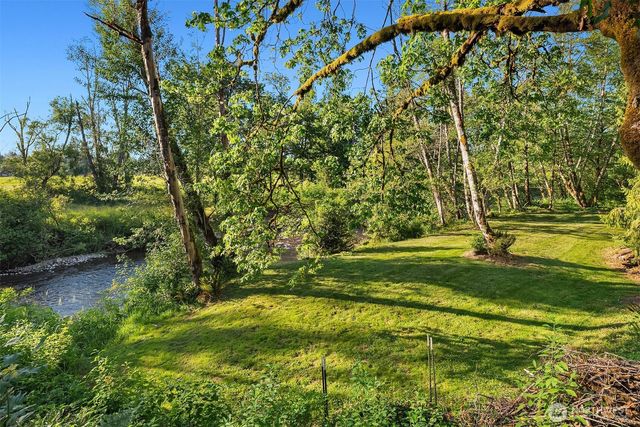 139 Walhaupt Road, Onalaska, WA 98570