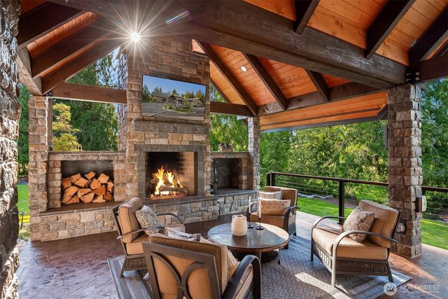 139 Walhaupt Road, Onalaska, WA 98570