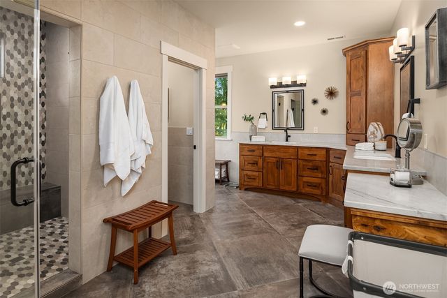139 Walhaupt Road, Onalaska, WA 98570