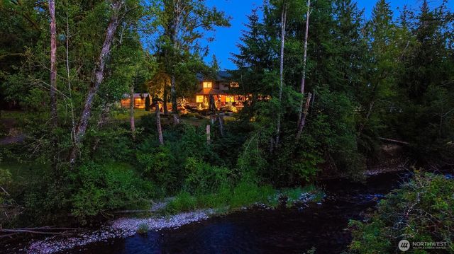 139 Walhaupt Road, Onalaska, WA 98570
