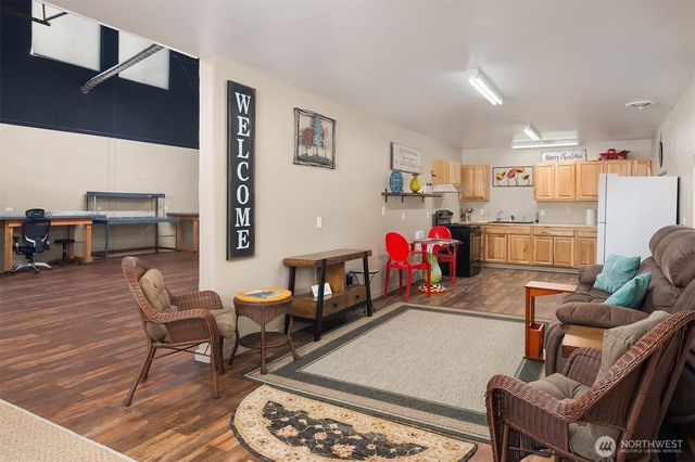 139 Walhaupt Road, Onalaska, WA 98570