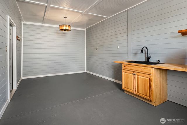 139 Walhaupt Road, Onalaska, WA 98570