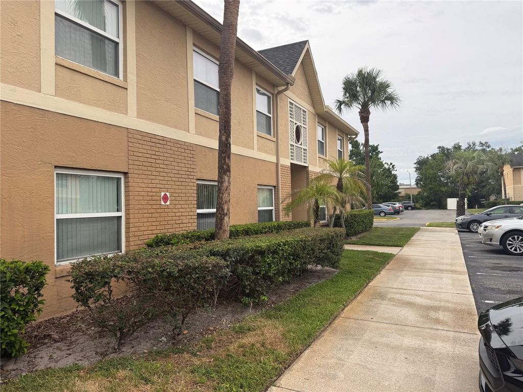 9800 TURF WAY 1, Orlando, FL 32837
