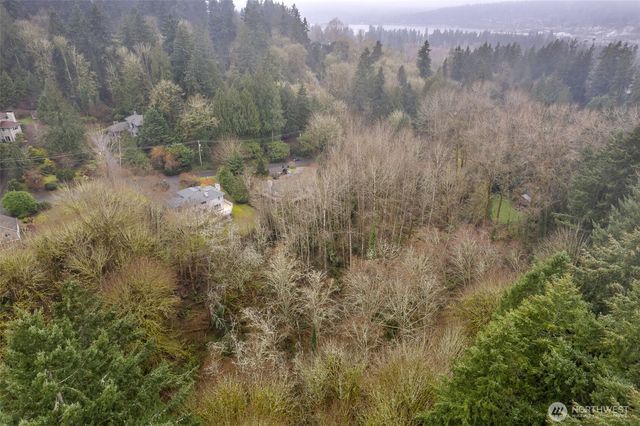 16 XXX 76th Place NE, Kenmore, WA 98028