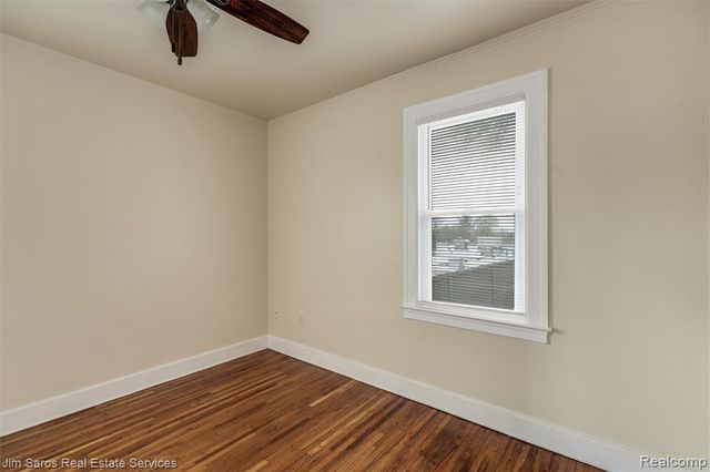 1405 Lakepointe Street, Grosse Pointe Park, MI 48230