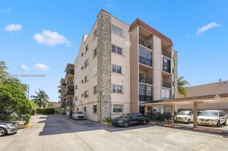 3640 NW 9th St 302, Miami, FL 33125