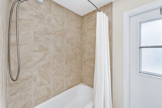 4270 NW 9th Street, Delray Beach, FL 33445
