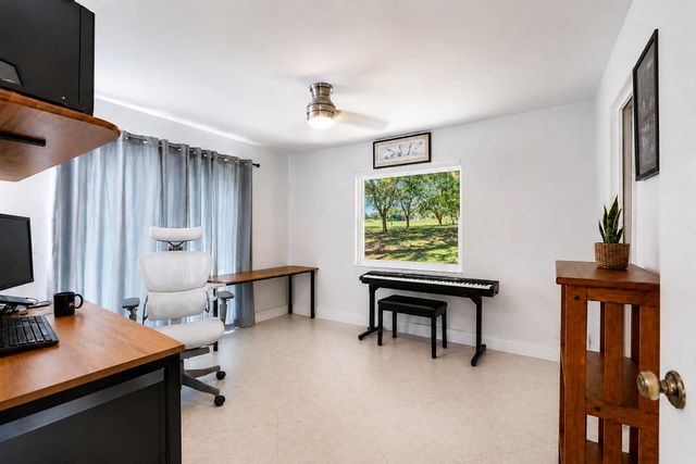 4270 NW 9th Street, Delray Beach, FL 33445
