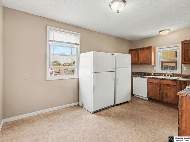 123 N 31 Avenue, Omaha, NE 68131
