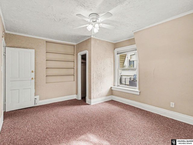 123 N 31 Avenue, Omaha, NE 68131