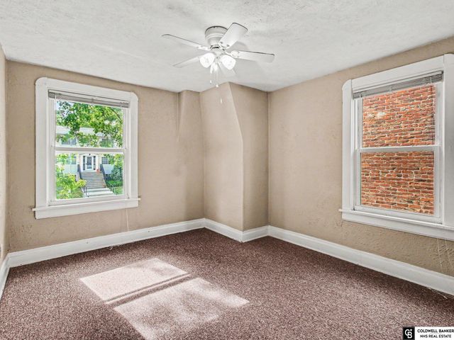 123 N 31 Avenue, Omaha, NE 68131