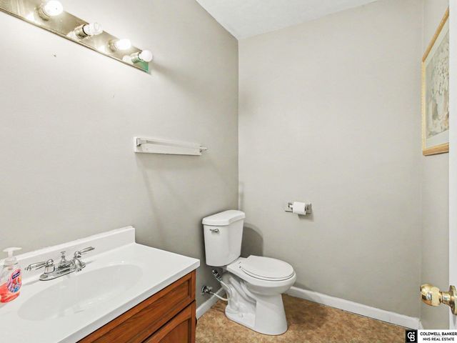 123 N 31 Avenue, Omaha, NE 68131