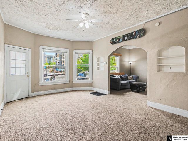 123 N 31 Avenue, Omaha, NE 68131